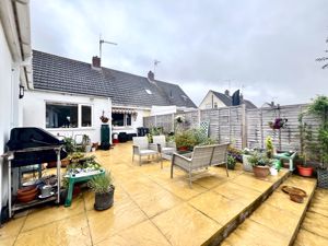 Rear- click for photo gallery